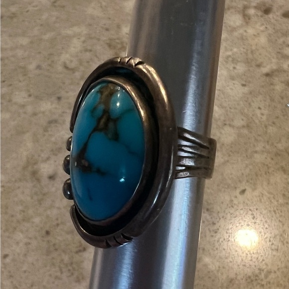 Vintage Native Turquoise Ring, size 7 - Picture 2 of 7